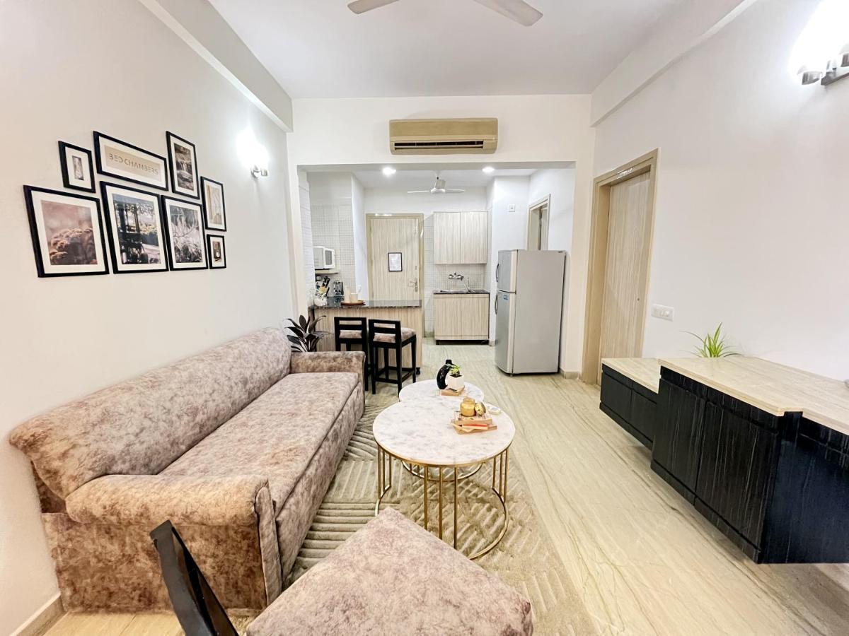 غورغاون Bedchambers Serviced Apartments, Sector 40 المظهر الخارجي الصورة